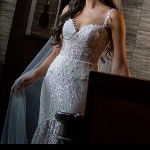 Gala by GALIA LAHAV wedding gown! US SZ. 6